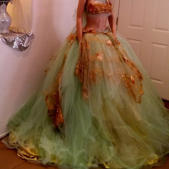 BREEA Mint & Gold Boho Beach Wedding Ballgown Set - Picture 4 of 14